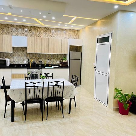 Appartement Pour Famille Avec Enfant Аль-Хосейма Екстер'єр фото